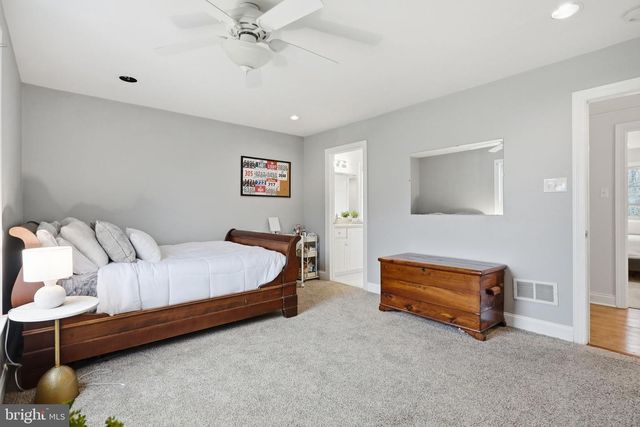 22 SPRINGLEA LN, Chester Springs, PA 19425