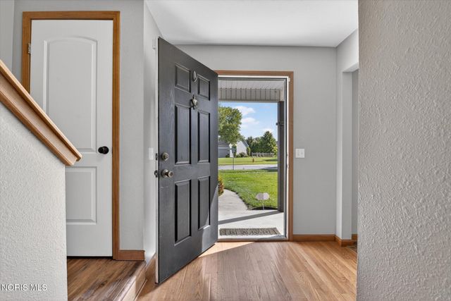 11037 Wildflower Drive, Whitehouse, OH 43571