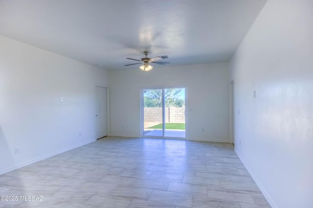 125 S Montgomery Avenue, Corona De Tucson, AZ 85641