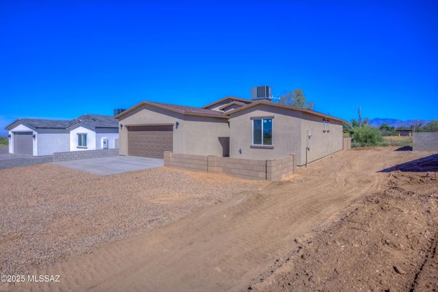 125 S Montgomery Avenue, Corona De Tucson, AZ 85641