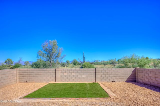 125 S Montgomery Avenue, Corona De Tucson, AZ 85641