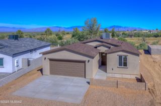 125 S Montgomery Avenue, Corona De Tucson, AZ 85641