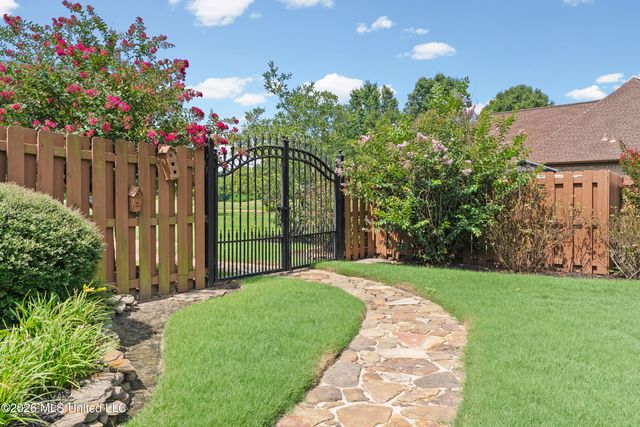 2634 Fountain Gate Drive, Hernando, MS 38632