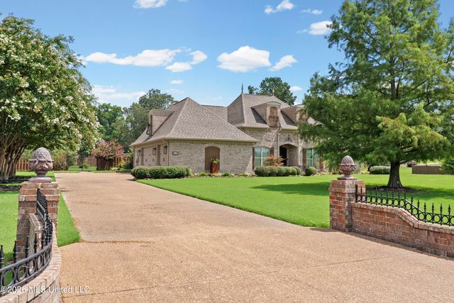 2634 Fountain Gate Drive, Hernando, MS 38632
