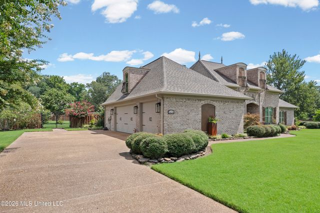 2634 Fountain Gate Drive, Hernando, MS 38632