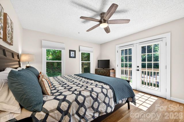 450 Elk Mountain Scenic Highway, Asheville, NC 28804