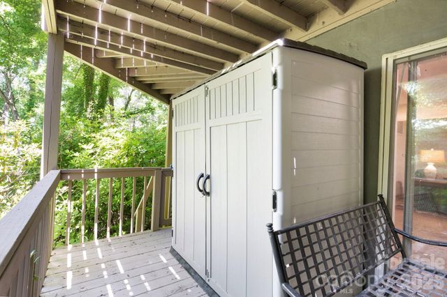 450 Elk Mountain Scenic Highway, Asheville, NC 28804