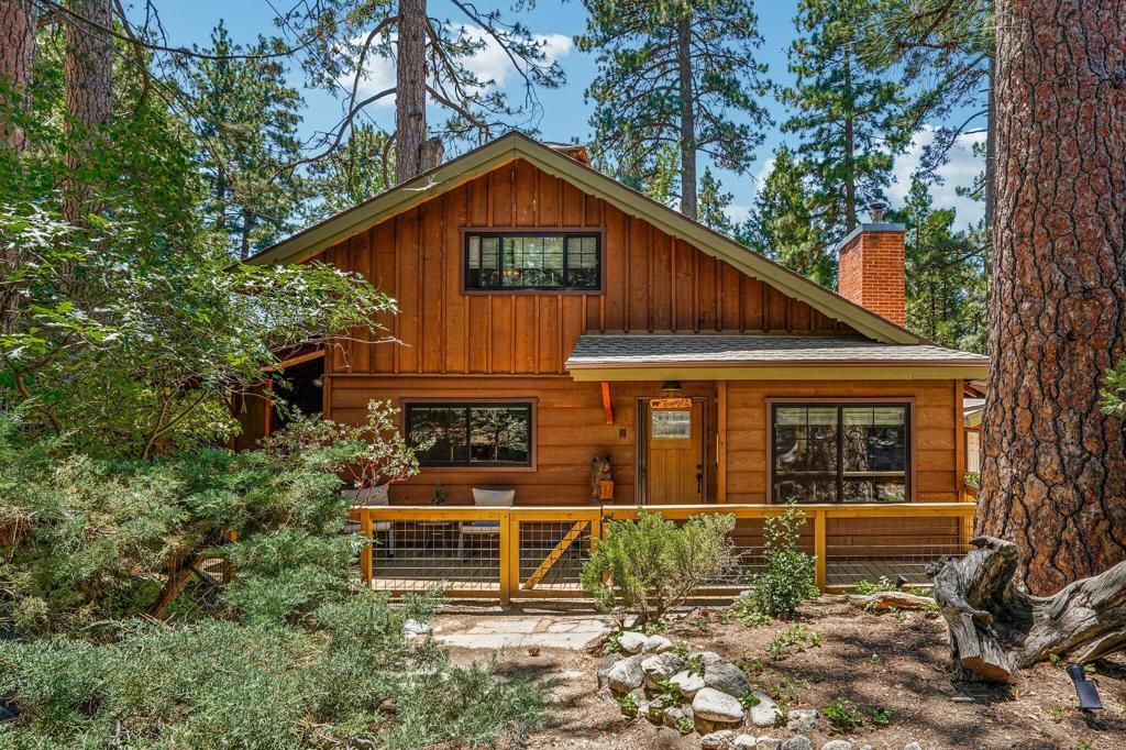 Image 1 of property listing at 53325 Double View Drive, Idyllwild, CA 92549