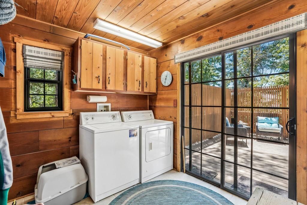 Image 21 of property listing at 53325 Double View Drive, Idyllwild, CA 92549