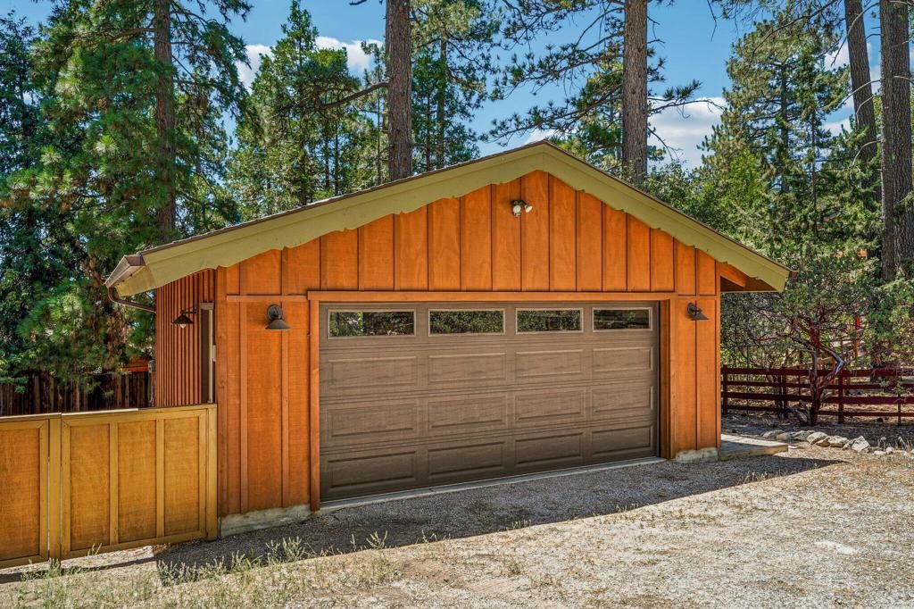 Image 41 of property listing at 53325 Double View Drive, Idyllwild, CA 92549