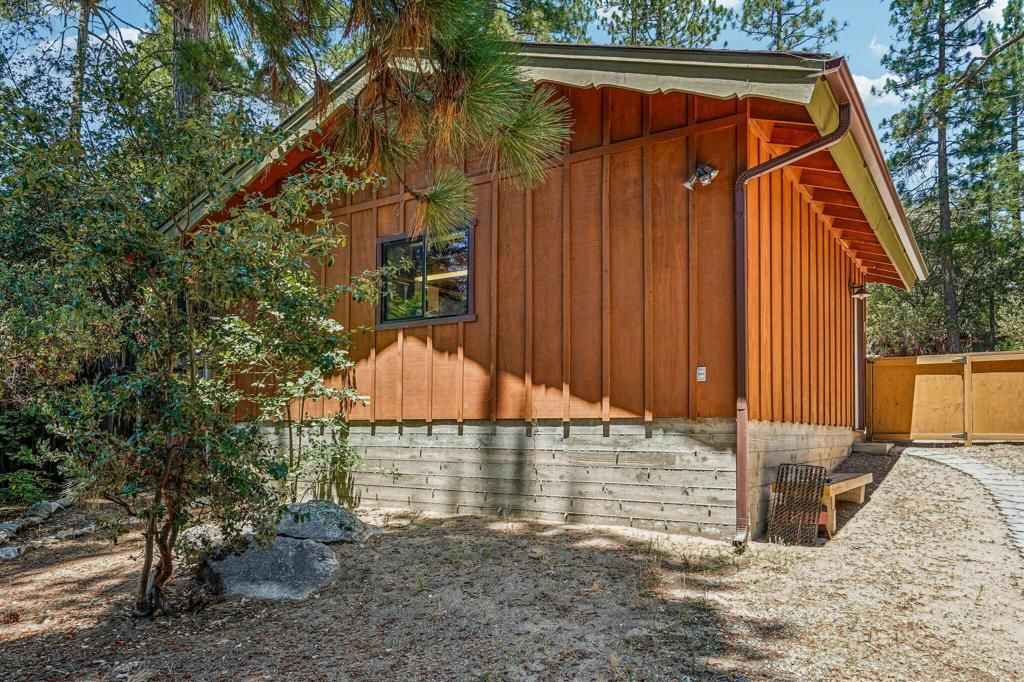 Image 45 of property listing at 53325 Double View Drive, Idyllwild, CA 92549