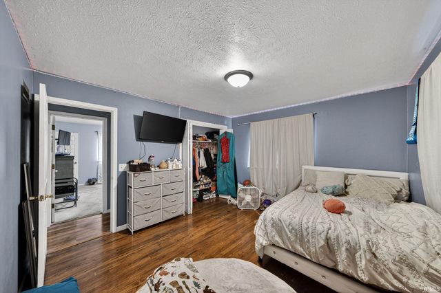 1626 N Bay Drive, Elkhart, IN 46514