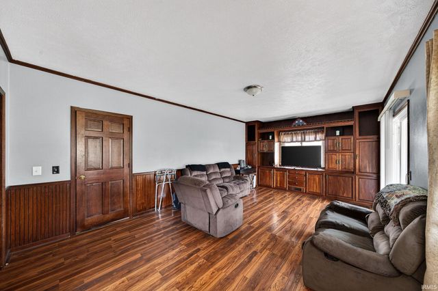 1626 N Bay Drive, Elkhart, IN 46514