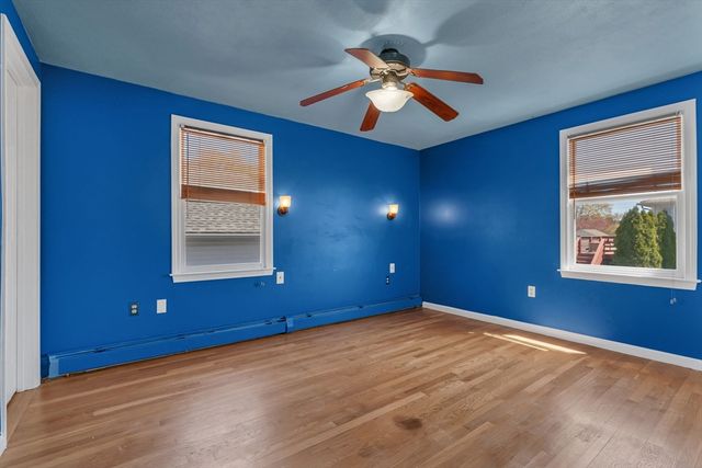 8 Park Cir, Attleboro, MA 02703