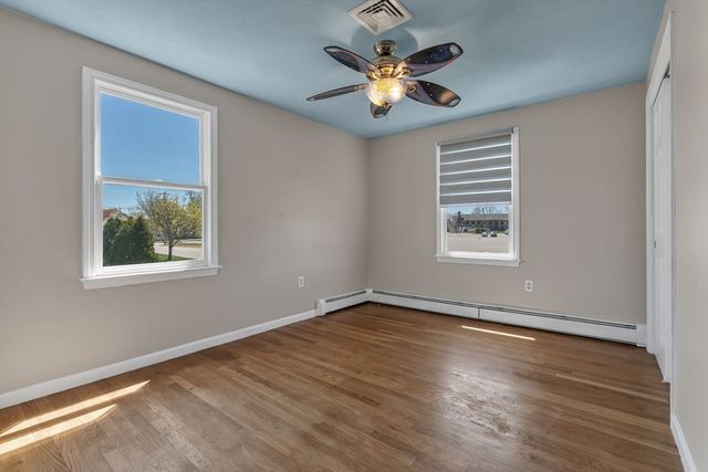 8 Park Cir, Attleboro, MA 02703