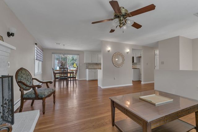 8 Park Cir, Attleboro, MA 02703
