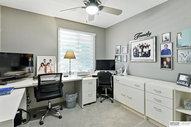 16228 Bancroft Circle, Omaha, NE 68130