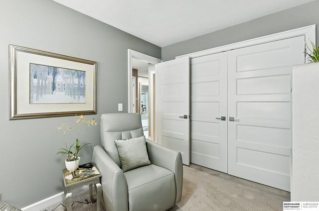 16228 Bancroft Circle, Omaha, NE 68130