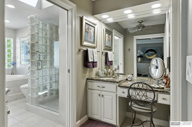 16228 Bancroft Circle, Omaha, NE 68130