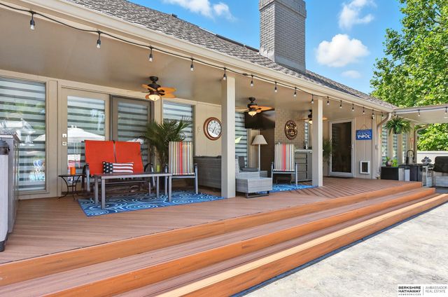 16228 Bancroft Circle, Omaha, NE 68130