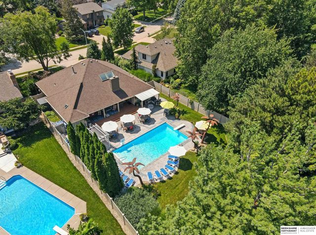 16228 Bancroft Circle, Omaha, NE 68130