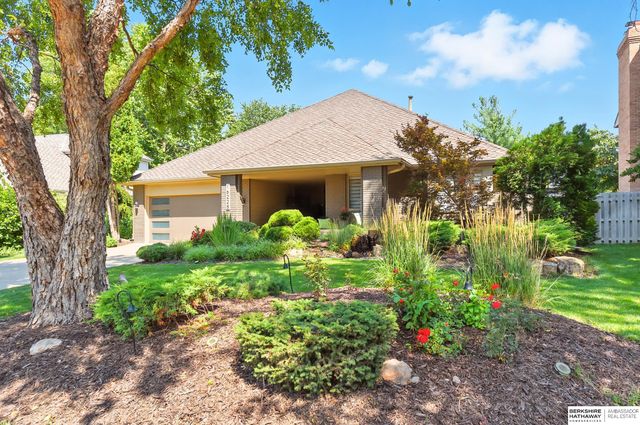 16228 Bancroft Circle, Omaha, NE 68130