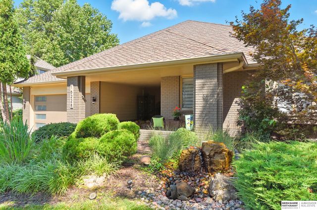 16228 Bancroft Circle, Omaha, NE 68130