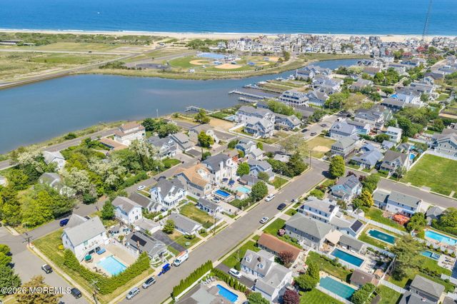 161 Lake Avenue, Manasquan, NJ 08736