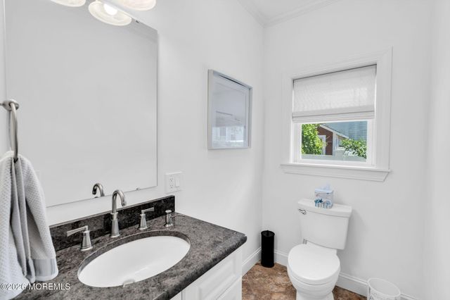 161 Lake Avenue, Manasquan, NJ 08736
