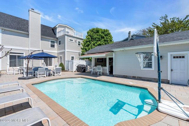 161 Lake Avenue, Manasquan, NJ 08736