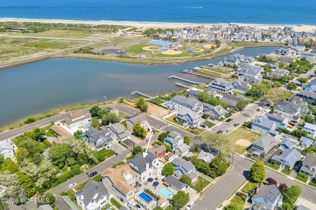 161 Lake Avenue, Manasquan, NJ 08736