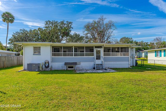 517 S Lanvale Avenue, Daytona Beach, FL 32114