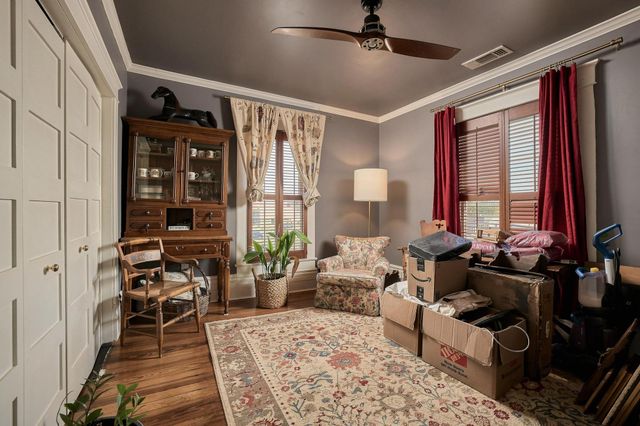 605 W Chestnut Street, Denison, TX 75020