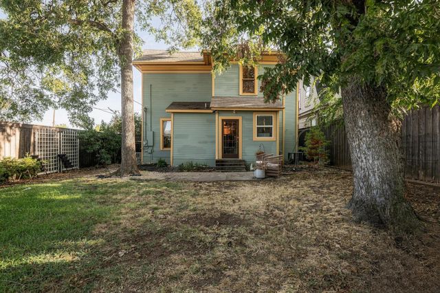 605 W Chestnut Street, Denison, TX 75020