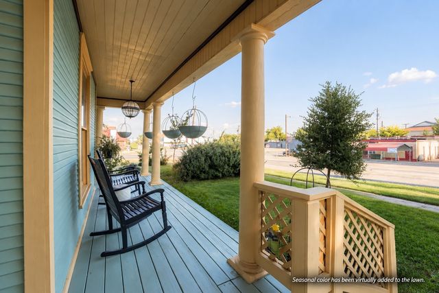605 W Chestnut Street, Denison, TX 75020