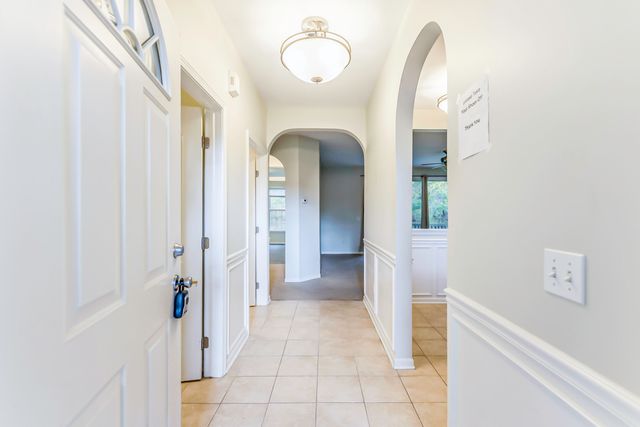 2962 Hunley Drive, Ann Arbor, MI 48105