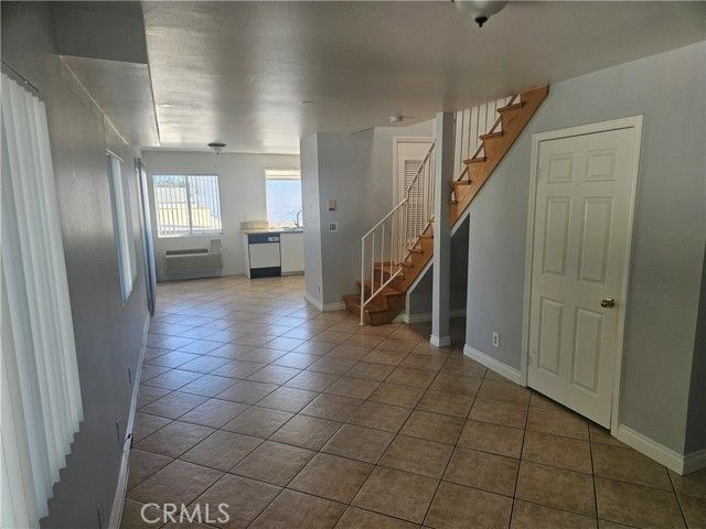 14159 Gilmore 9, Van Nuys (los Angeles), CA 91401