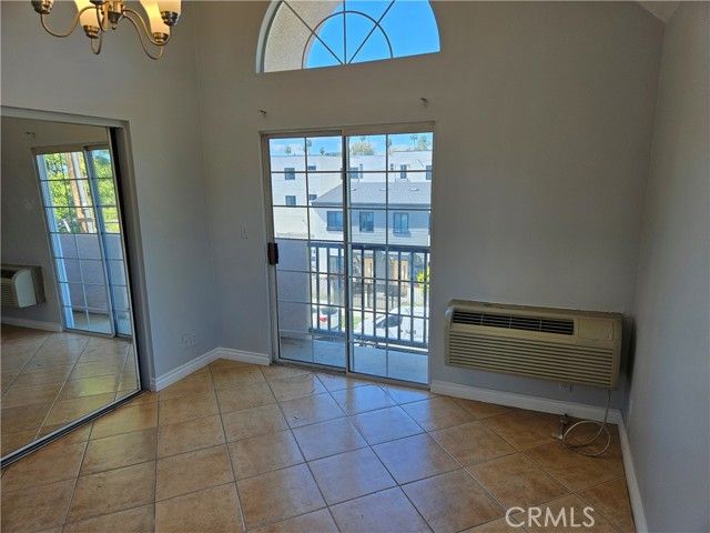 14159 Gilmore 9, Van Nuys (los Angeles), CA 91401