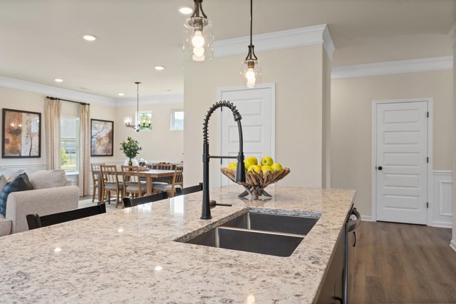 8800 Meadowvale Court, Ooltewah, TN 37363