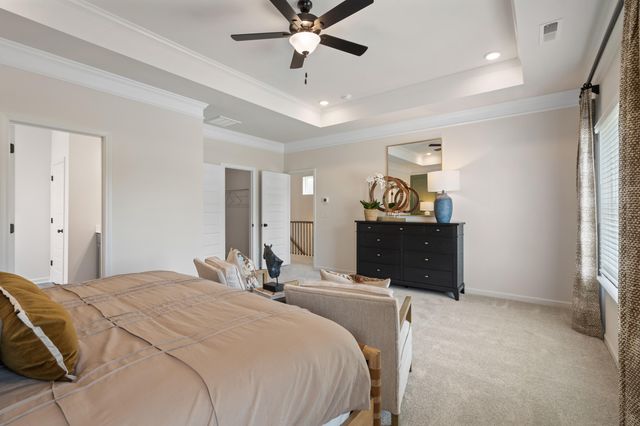 8800 Meadowvale Court, Ooltewah, TN 37363