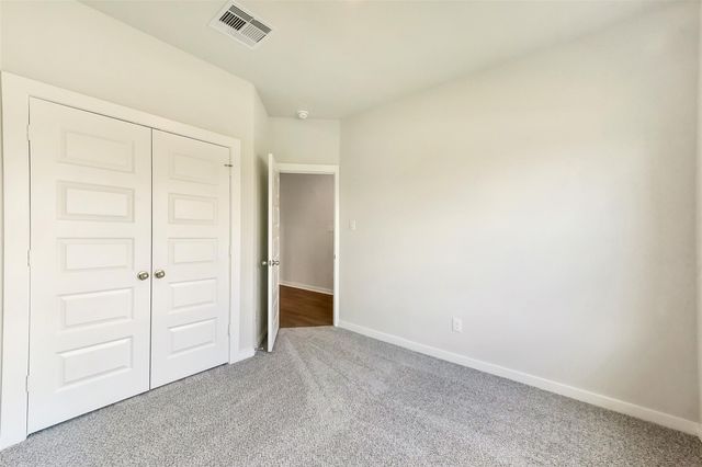 66 Leon Way, Dayton, TX 77535