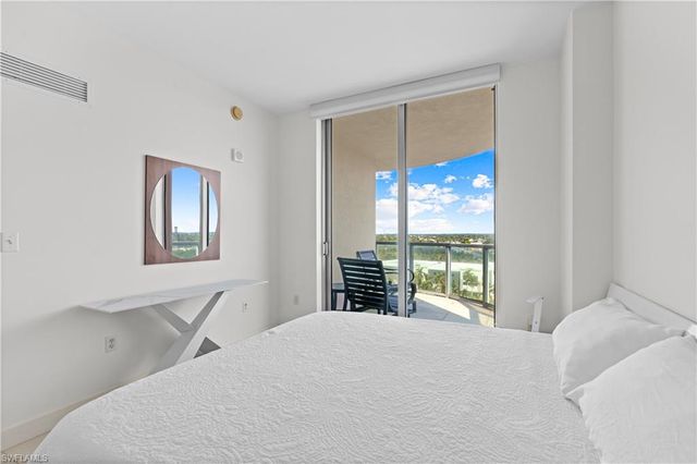 3000 Oasis Grand BLVD # 1101, Fort Myers, FL 33916