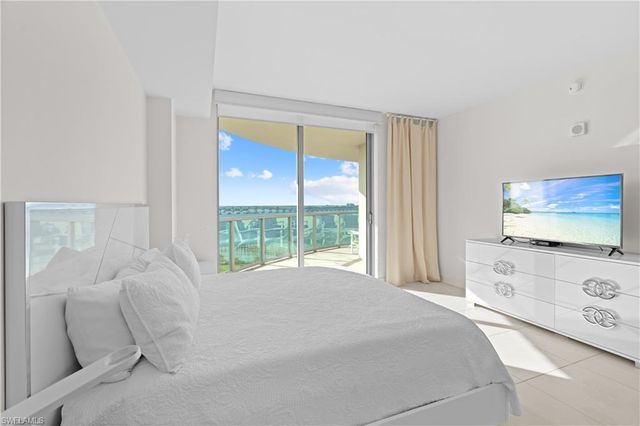 3000 Oasis Grand BLVD # 1101, Fort Myers, FL 33916