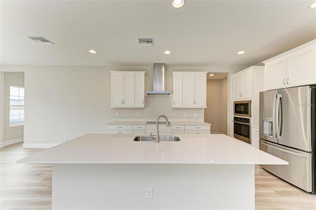 10186 SURREY ROSE DRIVE, San Antonio, FL 33576