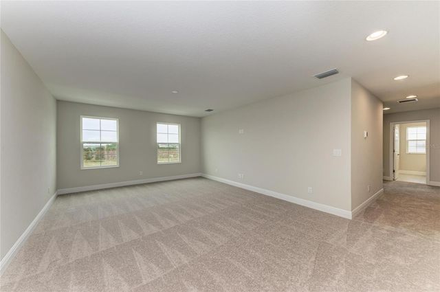 10186 SURREY ROSE DRIVE, San Antonio, FL 33576