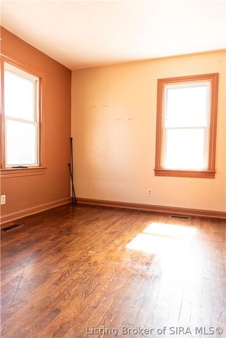 180 Park Drive, Scottsburg, IN 47170