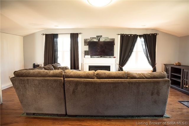 180 Park Drive, Scottsburg, IN 47170