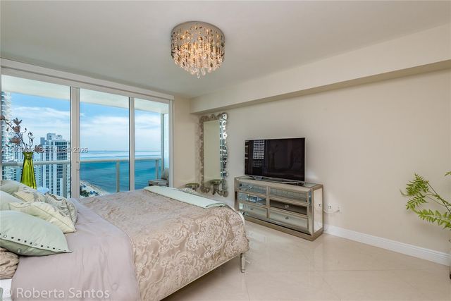 1830 S Ocean Drive 2410, Hallandale Beach, FL 33009
