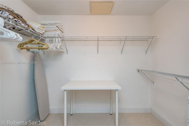 1830 S Ocean Drive 2410, Hallandale Beach, FL 33009