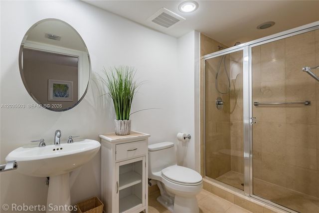 1830 S Ocean Drive 2410, Hallandale Beach, FL 33009